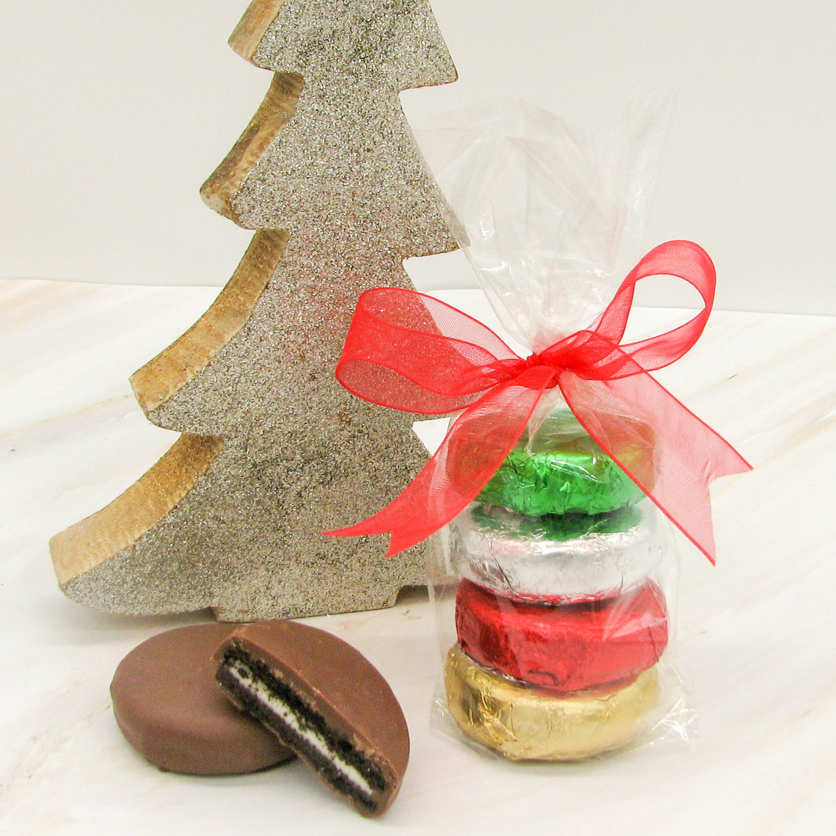 Milk Chocolate Foiled Oreos