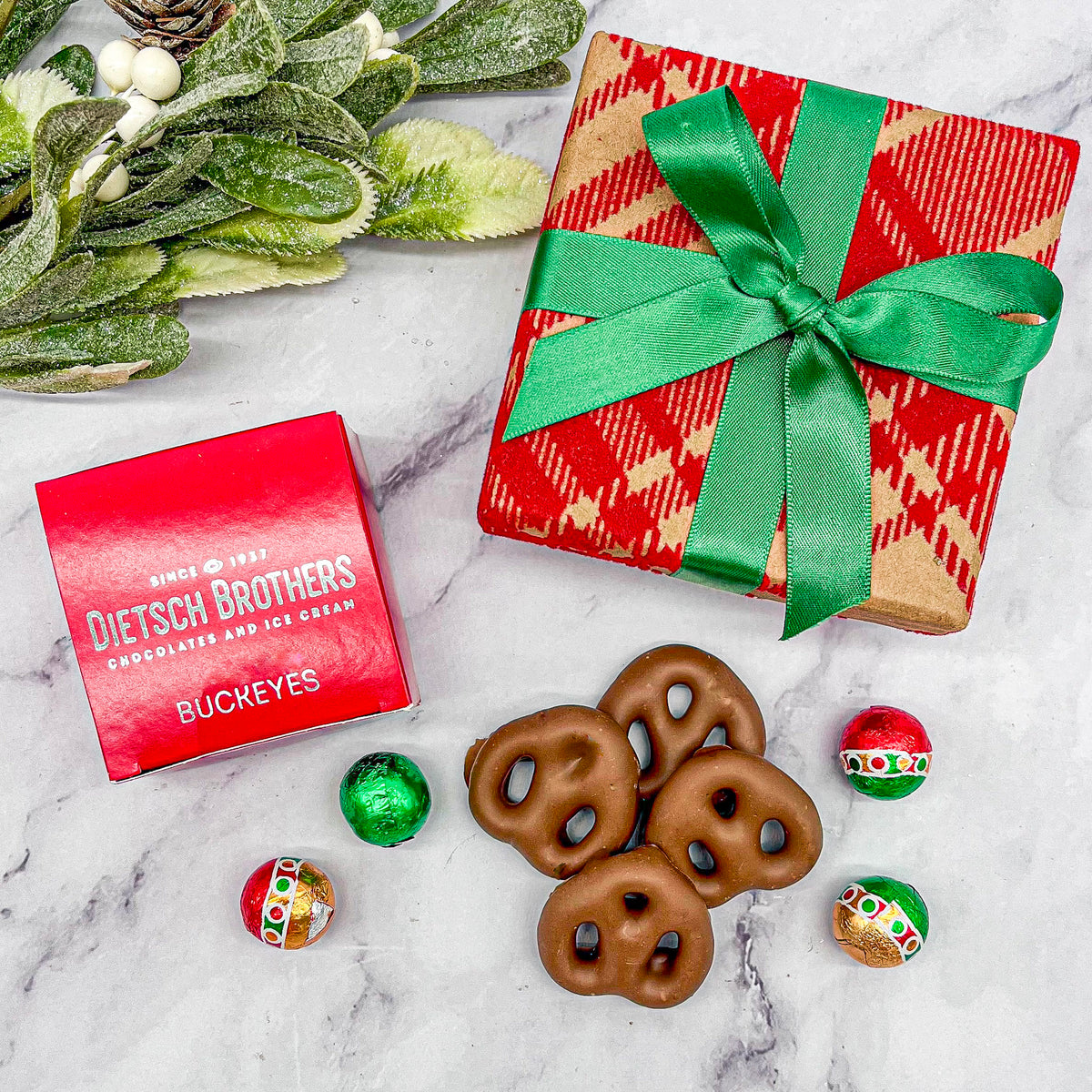 Small Plaid Gift Box